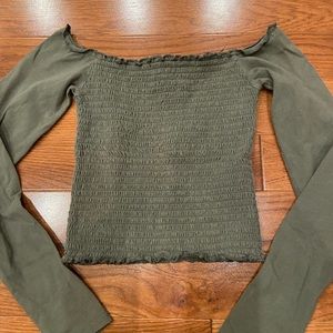 Hollister Long Sleeve Crop Top Size Small